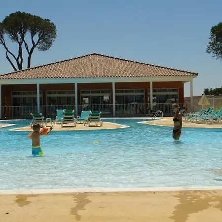 Maison Climatisee Avec Piscine Chauffee Calvisson Exterior photo